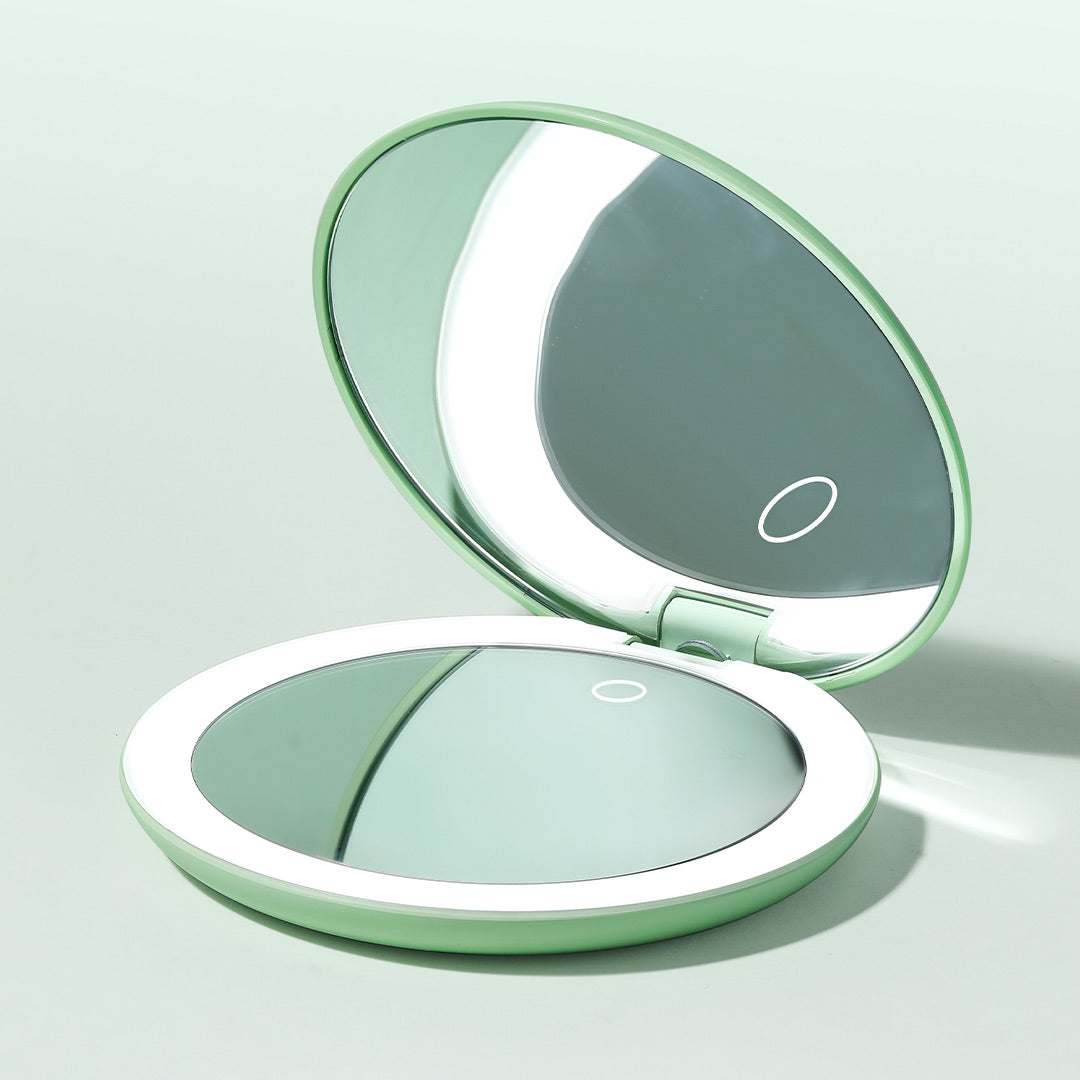 Taylor LED Compact Mirror